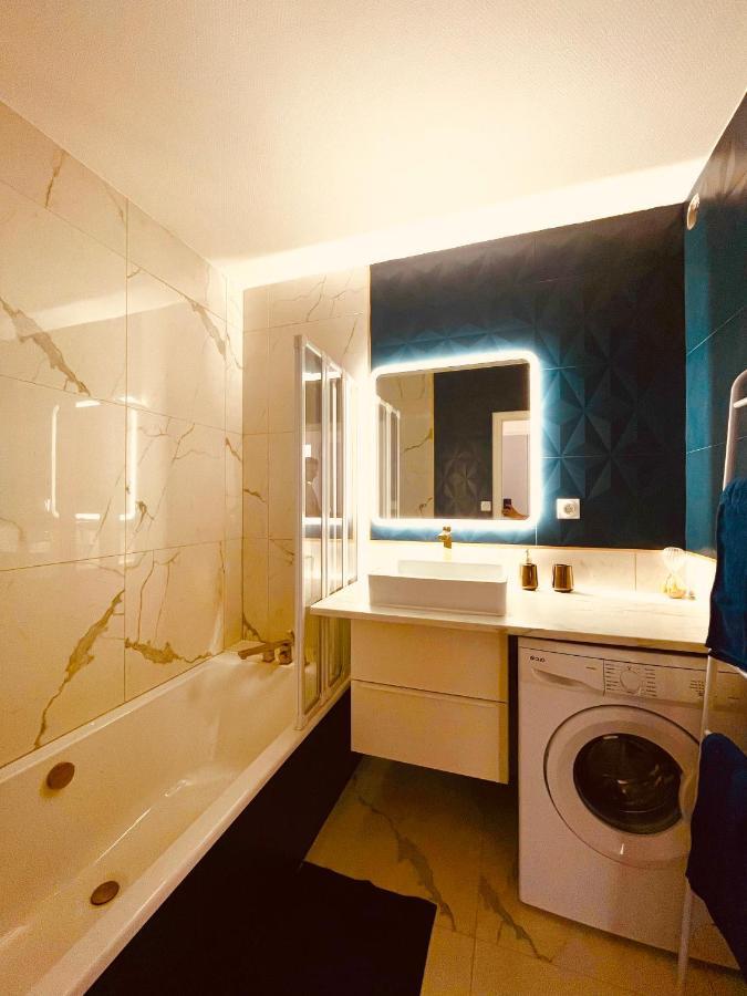 La Montagne Ca Vous Gagne ! Apartment Cluses Ngoại thất bức ảnh